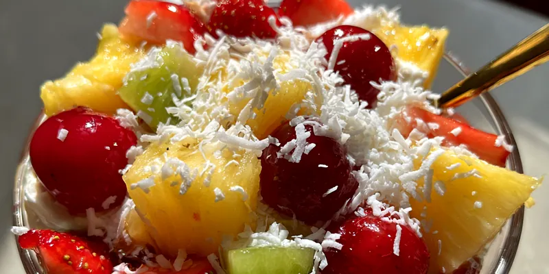 Tropical Fruit Cream Delight